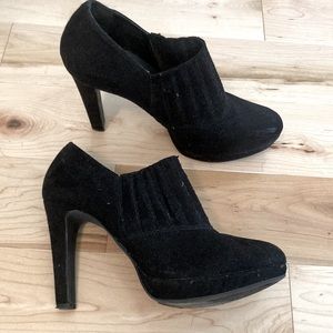 Naturalizer black heels